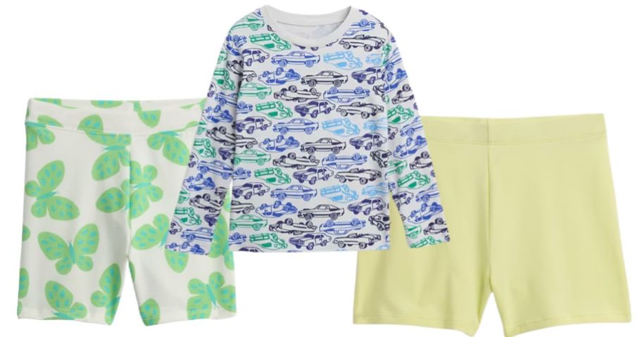 two gap shorts and a top