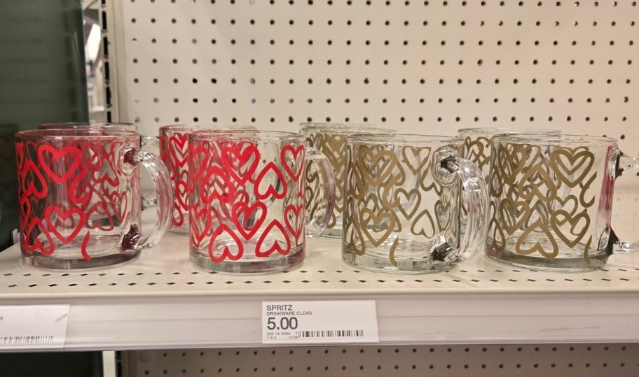  glass coffee mugs with red or gold heart print
