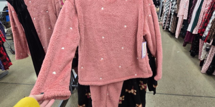 Over 20 Team-Favorite Walmart Fashion Finds | Plush Pajama Sets from $10!