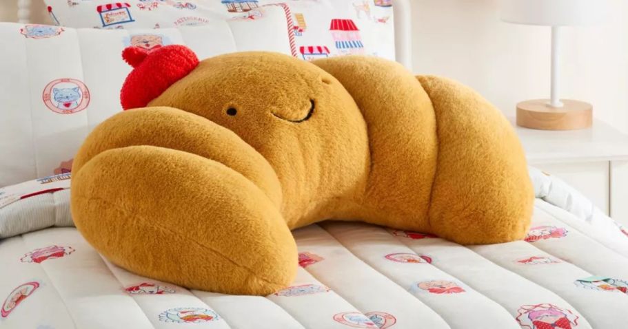 New Pillowfort Patisserie Collection Dropped at Target (Perfect for Valentine’s Day!)