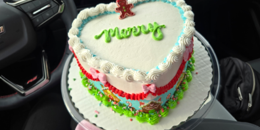 These Walmart Heart Shaped Holiday Cakes Look Like They’re from a Bakery