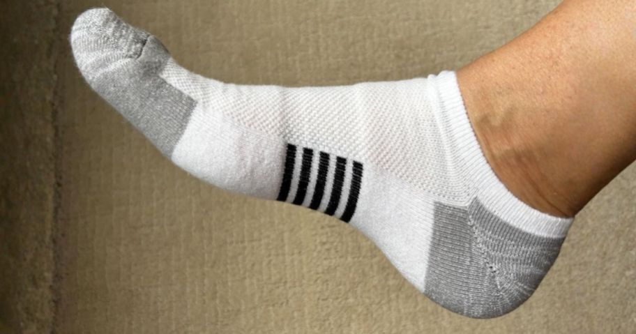 man wearing Amazon Essentials Men's No Show Sock