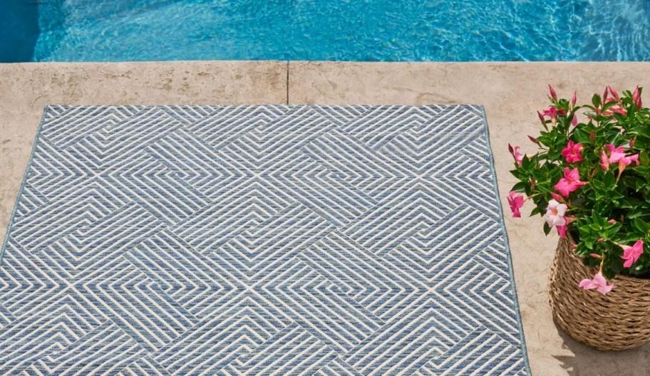 bhg outdoor rug by a pool