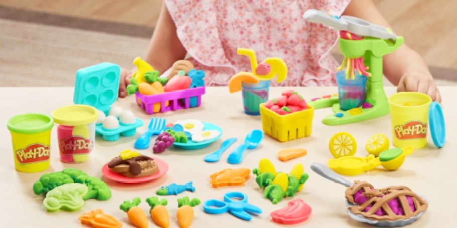 Play-Doh Farmer’s Market Kitchen Playset Just $14 on Amazon (Reg. $30)