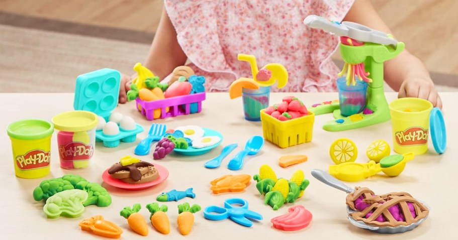 Play-Doh Farmer’s Market Kitchen Playset Just $14 on Amazon (Reg. $30)