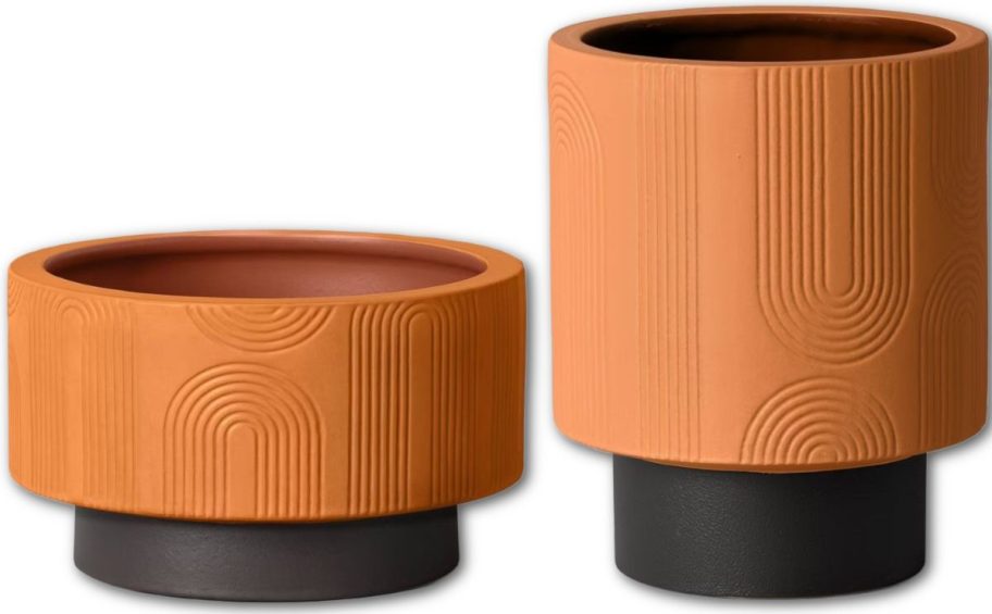 Stock images of two Planters from target