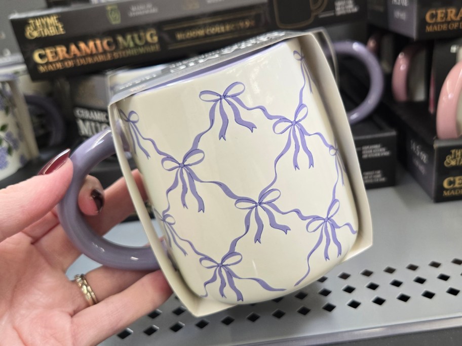 Thyme & Table Mug in purple bows