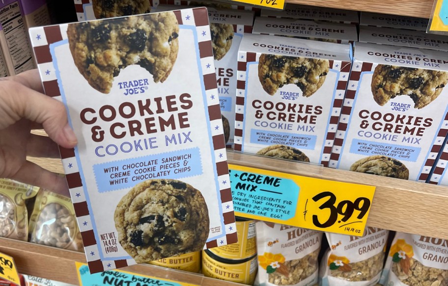 Trader Joes Cookies & Creme Cookie Mix