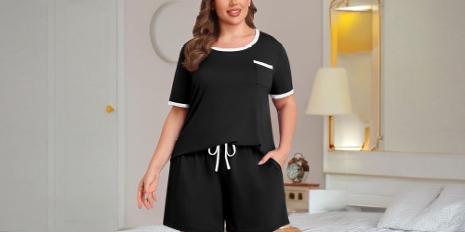 Women’s Plus Size Pajama Set Only $12.48 on Amazon (Reg. $25)