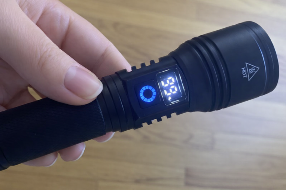 TWO LED Flashlights Only $9.59 on Amazon (Reg. $24)