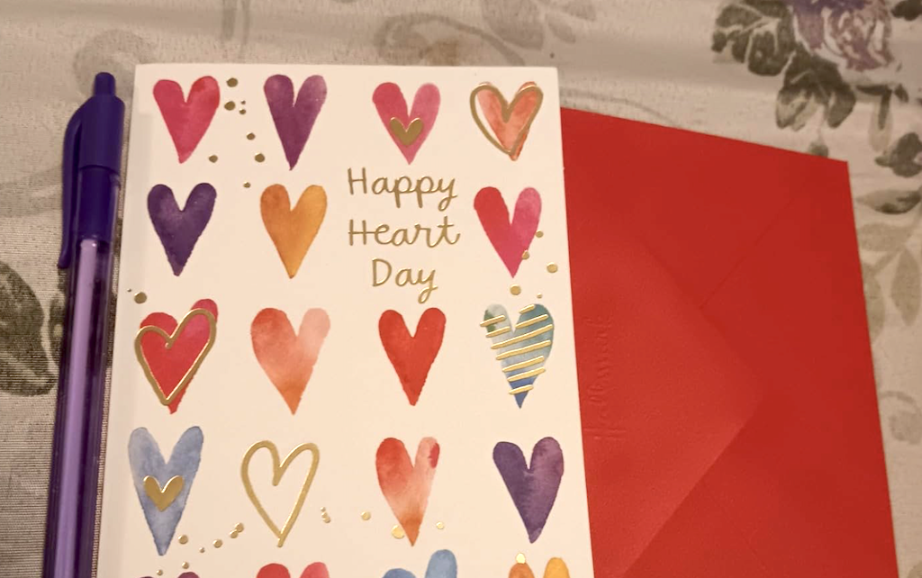Hallmark Valentine’s Day Cards & Envelopes 6-Pack Only $3.99 on Amazon (Just 67¢ Each!)