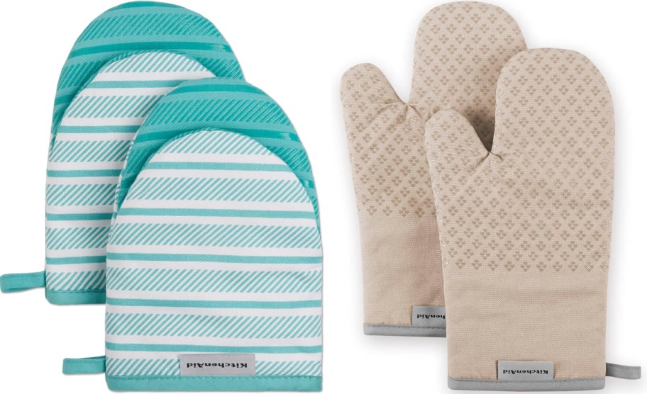 teal and tan oven mitts