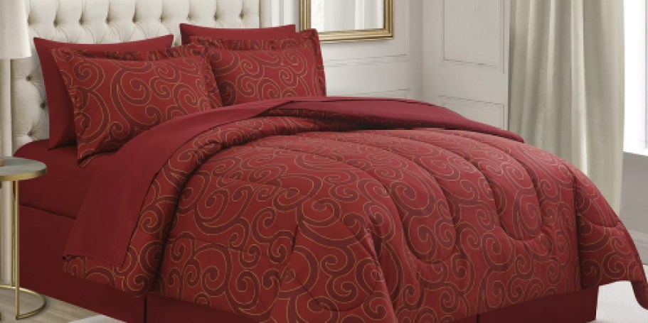 Macy’s Comforter Sets Just $23.93 (Reg. $100)