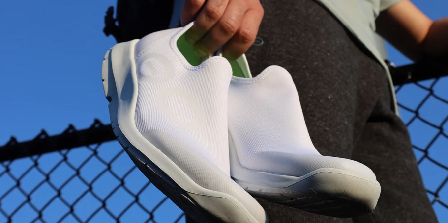 Up to 80% OOFOS Shoes + Free Shipping | Styles from $24.99 Shipped (Reg. $140)