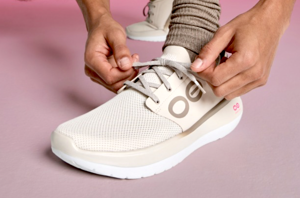Up to 80% OOFOS Shoes + Free Shipping | Styles from $24.99 Shipped (Reg. $140)
