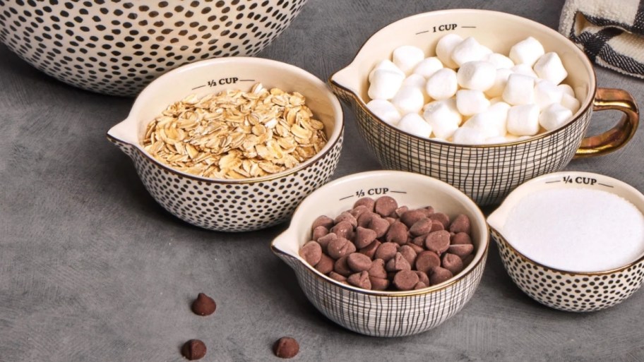  5 piece mixing bowl set on a kitchen counter