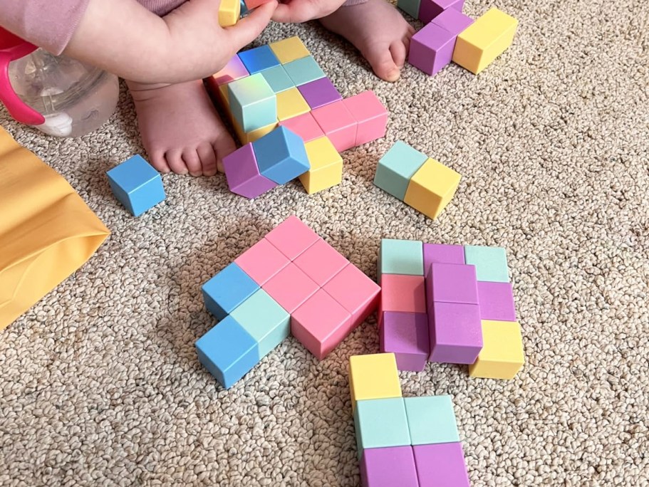 Magnetic Building Blocks 32-Piece Set Just $8.90 on Amazon (Reg. $23)