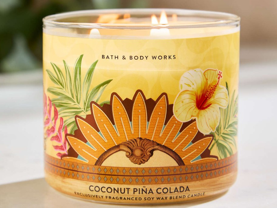 Bath & Body works candle