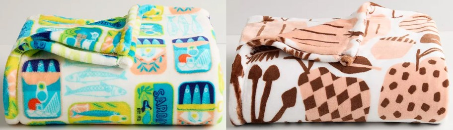 sardine and apple print throw blankets