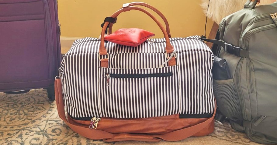 Weekender Travel Bag Only $17.99 Shipped on Amazon (Reg. $36)