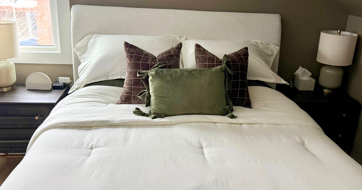 Everyone’s Grabbing These Comforter Sets (& Yep, We Get the Hype!)