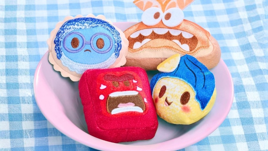 Disney Munchlings 4-Piece Plush Set Under $5 on Amazon