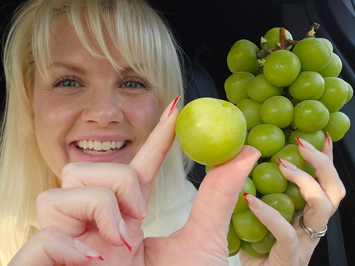 These Shine Muscat Grapes Are HUGE (Grab a Package at Costco)