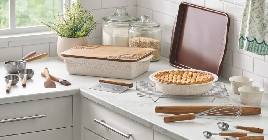 HUGE The Pioneer Woman 20-Piece Bake Set Just $47.97 Shipped on Walmart.com (Reg. $120)