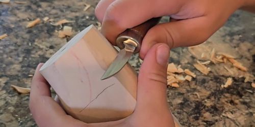 25-Piece Beginner Wood Whittling Kit Only $17.54 on Amazon (Reg. $30)