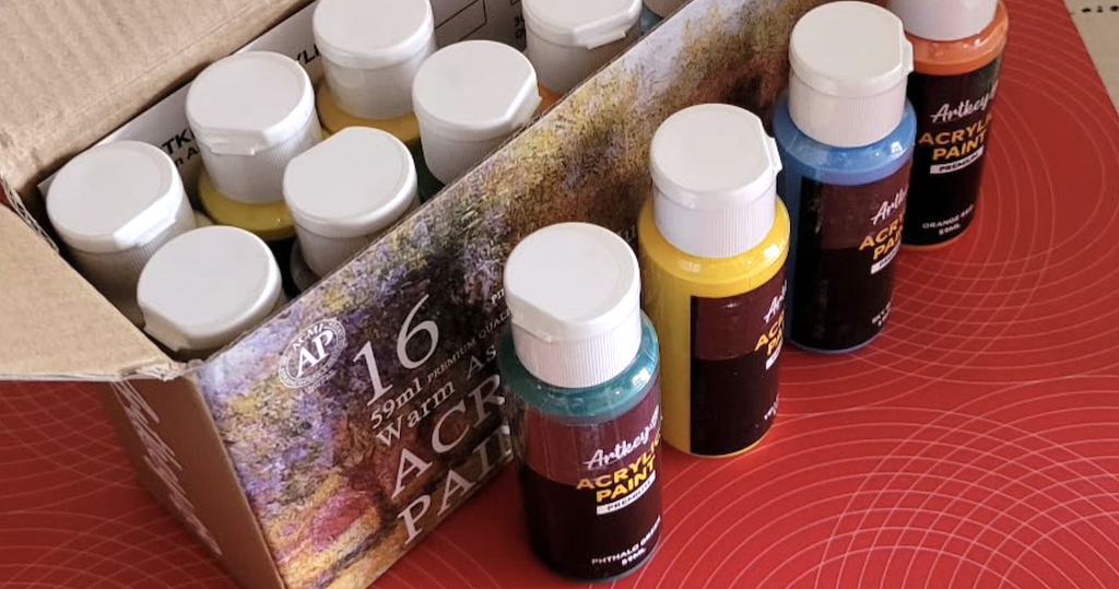 acrylic paint set