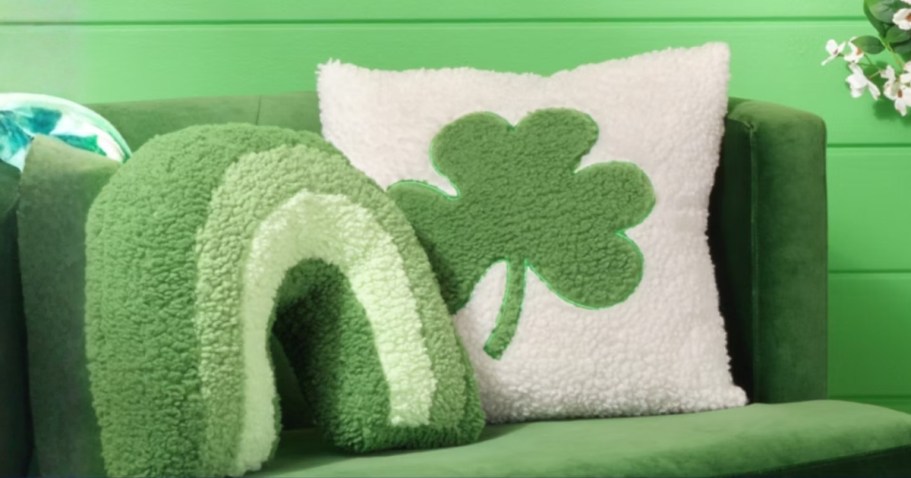 New ALDI Weekly Finds | St. Patrick’s Day Decor & Clothing + Much More