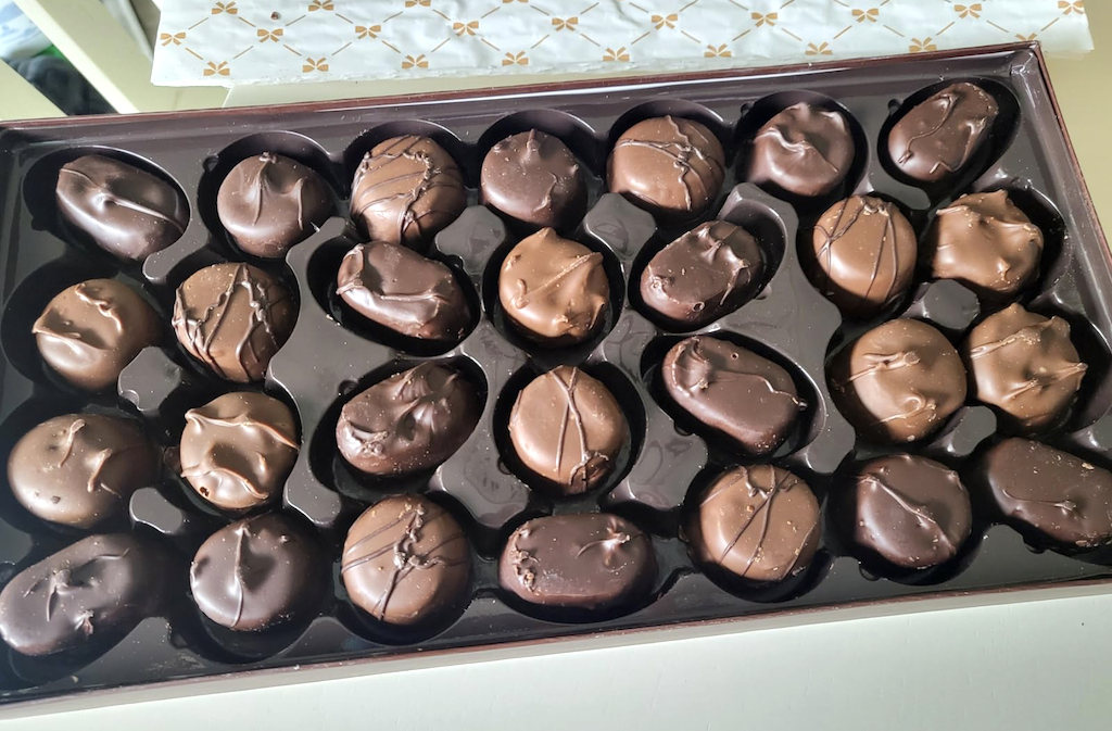 Score $64 Worth of Valentine’s Day Gifts & Treats for Only $38 Shipped on Amazon