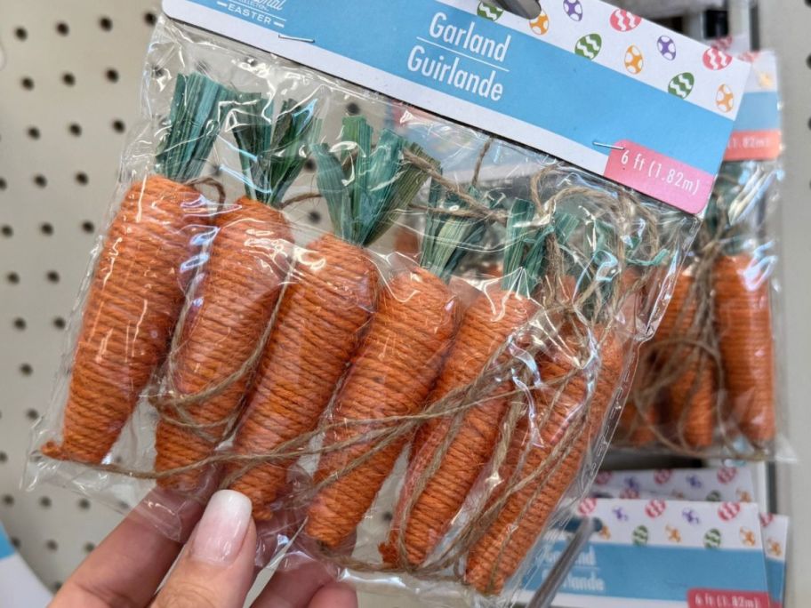 Easter Carrots Jute Garland in store