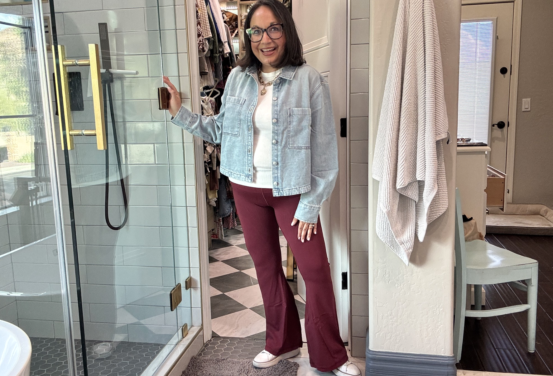 RUN! Up to 85% Off Aerie Clothing | Leggings Just $16 (Reg. $55)