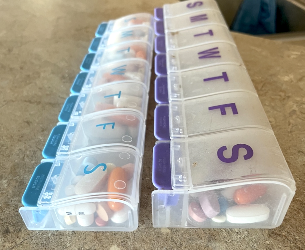 pill organizer