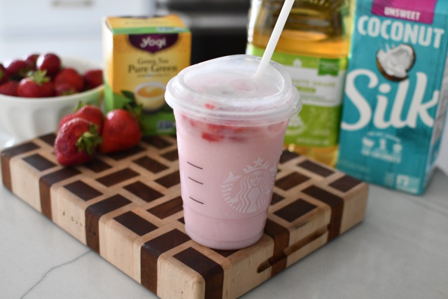 This Homemade Starbucks Pink Drink is Sweet, Creamy, and Perfect for Hot Days!