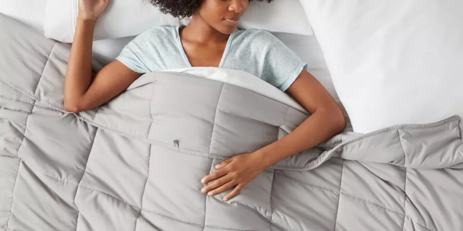 Room Essentials 12lb Weighted Blanket Only $15 on Target.com (Reg. $25)