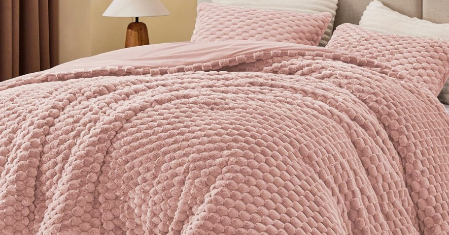 Comforter Sets from $15.99 Shipped for Amazon Prime Members (Reg. $60)