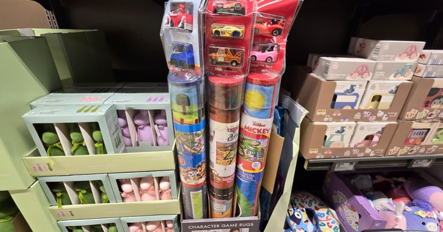 Disney 46 x 61 Game Rug Playset