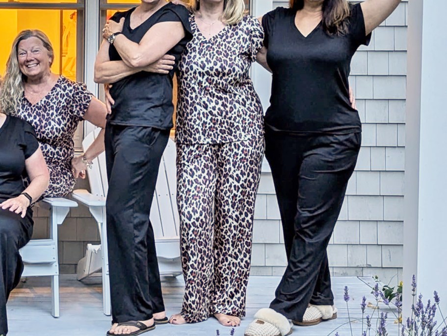 Women’s Pajama Sets 2-Pack Only $19.99 on Amazon (Reg. $40)