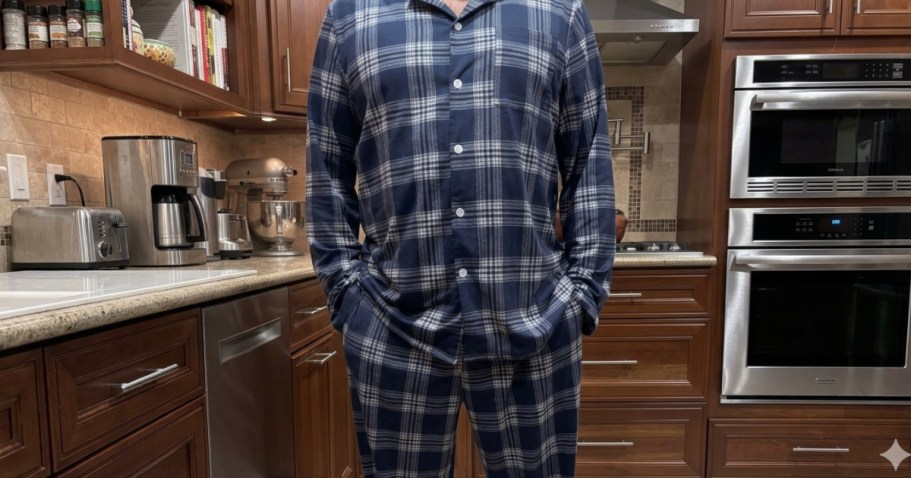 Men’s Pajama Set Only $16.99 on Amazon (Regularly $30)