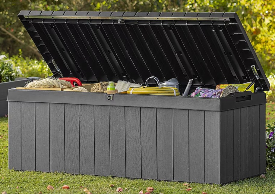 Keter 100-Gallon Deck Box