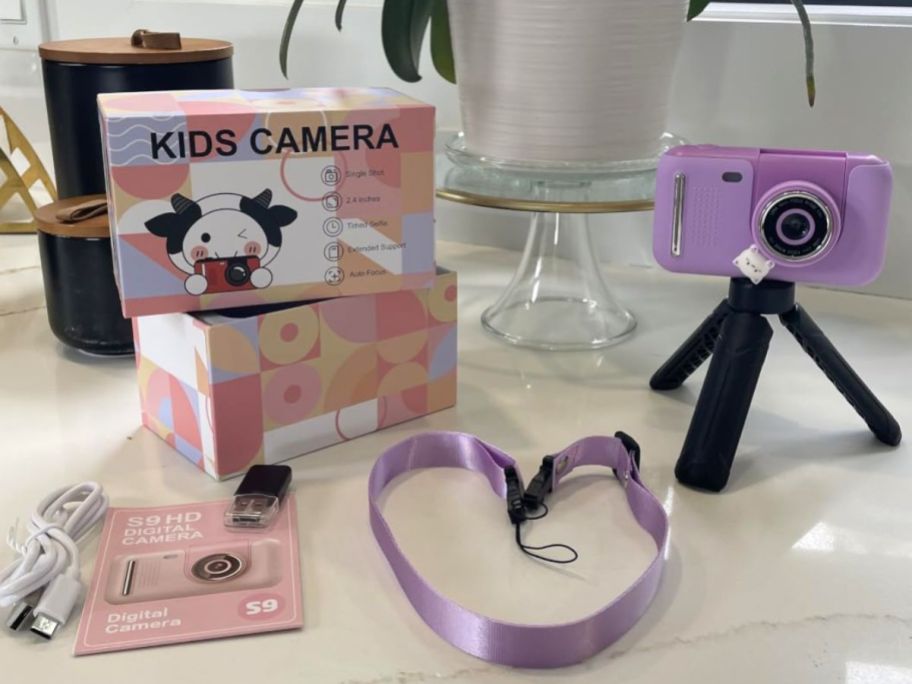 Makolle Kids 2-in-1 Digital Camera w/ Lanyard & Tripod