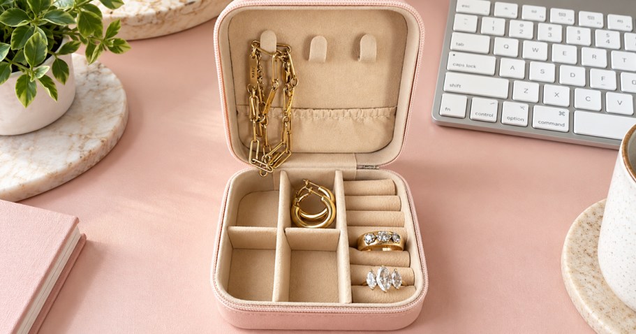Jewelry Travel Case Only $3.60 on Amazon