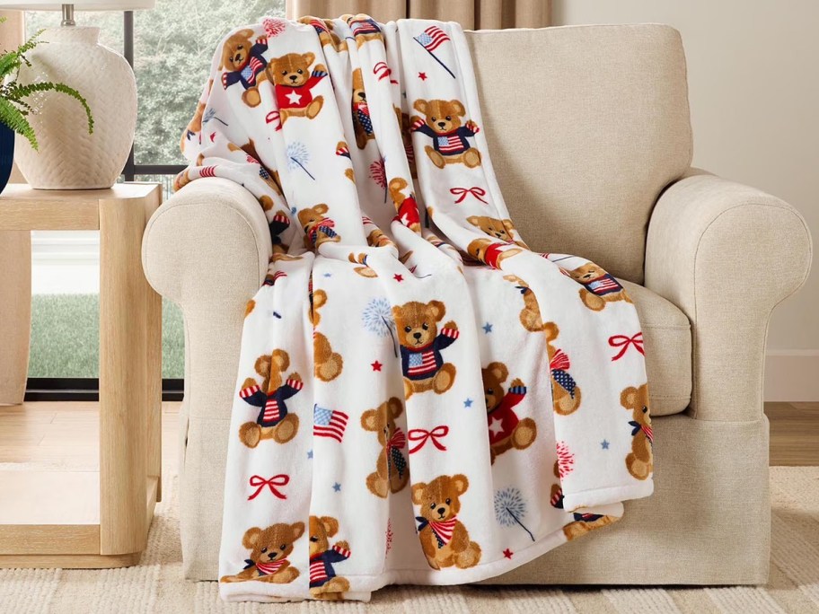 Member's Mark Red, White & Blue Lounge Throw