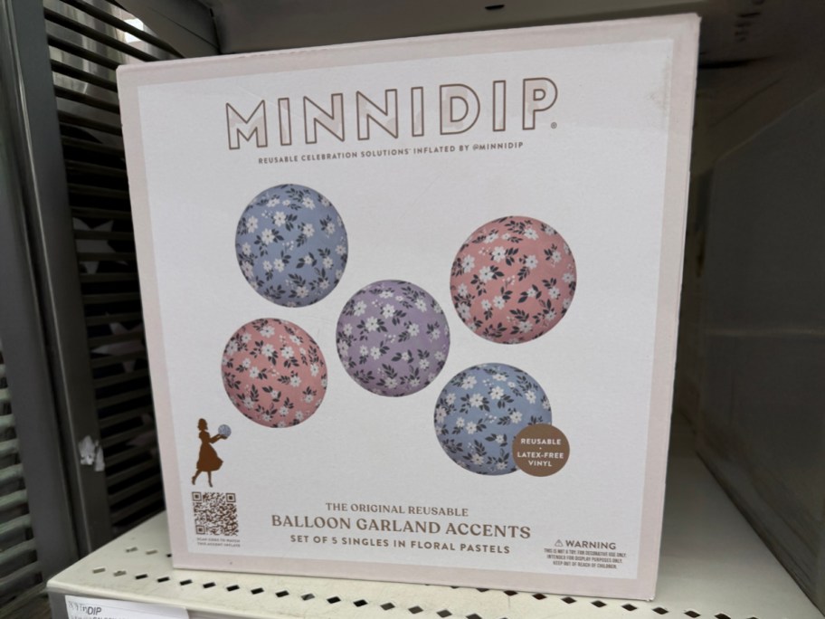 Minnidip Balloon Garland Accents in Floral Pastels