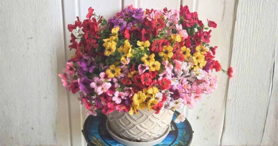 mixed Outdoor Artificial Flowers in pot on patop