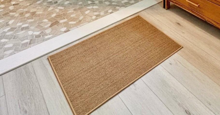 Woven Non-Slip Bath Mat Just $7.89 on Amazon (Regularly $16)