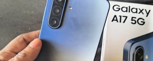 hand holding Samsung Galaxy A17