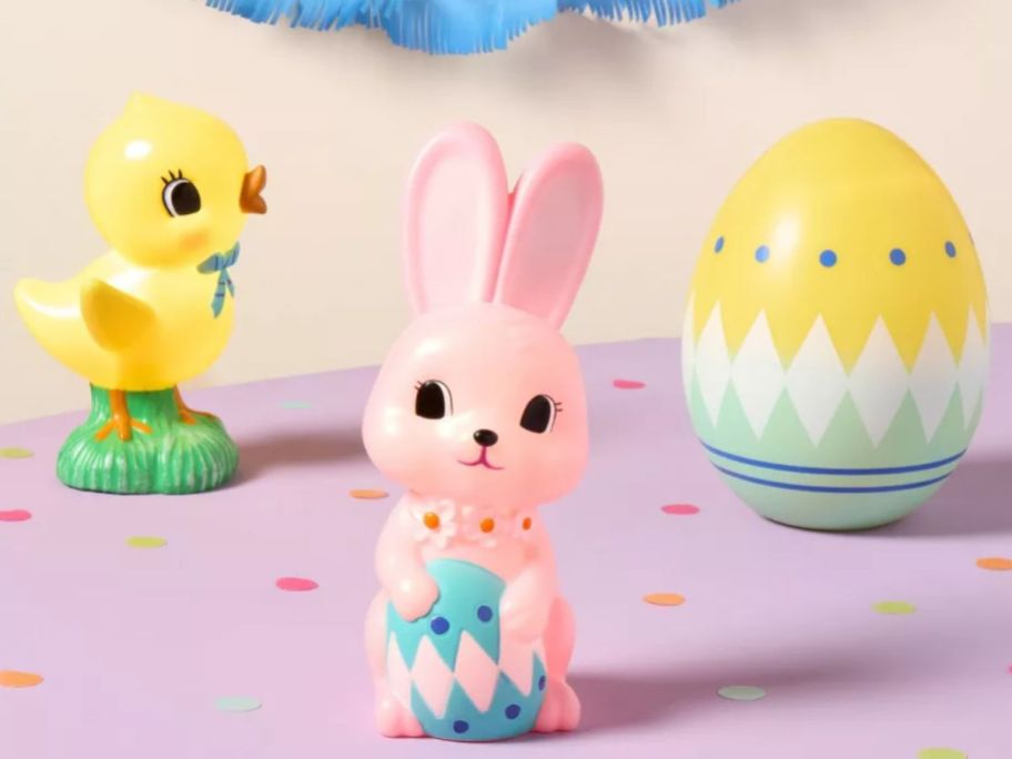 Spritz blow molds of a chick, pink bunny and yellow egg